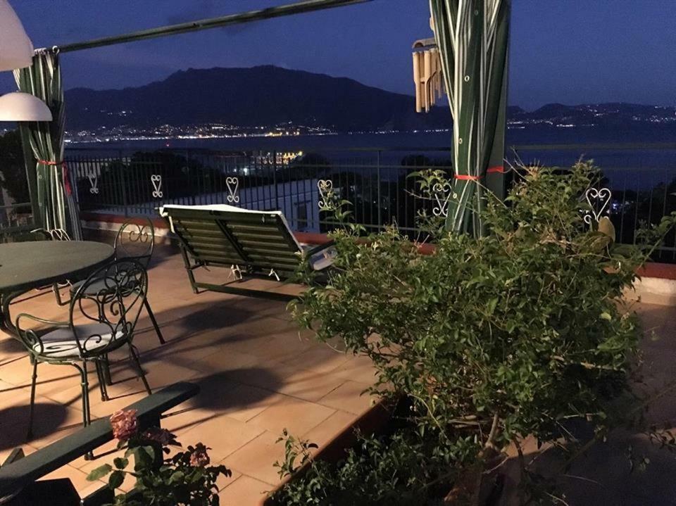 トッレ・アンヌンツィアータLa Casa Di Marcelloアパートメント エクステリア 写真